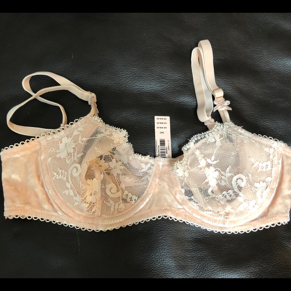 **FINAL SALE** 34C VS Dream Angels Unlined Bra NWT